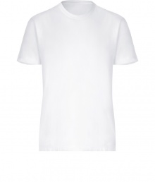 Stylish T-shirt in white cotton - by L.A. hip label James Perse - extremely comfortable mashine washable material - classic T-shirt cut with crew neck and short sleeves - slim, straight and nice and long cut - genius basic for every day, versatile use - wear under a sweater or sports jacket or solo - styling: pairs with jeans in all washes, chinos or corduroy pants