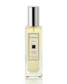 Inspired by the citrus scented ambiance of a dining club in Hong Kong, Verbenas of Provence is a fresh, clean fragrance. Blended from the leaves of vervaine citronelle and undercut with hints of flowers and spice, it is summer in a bottle.