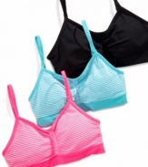 Give her support with this seamless, cropped bra from Maidenform with adjustable straps for maximum comfort.