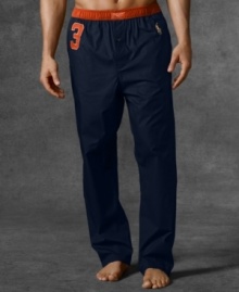 An essential cotton pajama pant is rendered in soft woven cotton for a light, comfortable fit.
