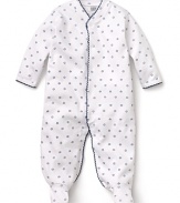 Treat your little guy to this cozy longsleeve onsie, comfy enough for naptime and cute enough for playtime with allover star print and piping along the neckline.