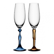 The Two Of Us champagne glasses are a tribute to everlasting love and the joy of finding that person who will always stand by you. Designed by Kjell Engman for Kosta Boda. The Two Of Us champagne glasses are a tribute to everlasting love and the joy of finding that person who will always stand by you. Designed by Kjell Engman for Kosta Boda.