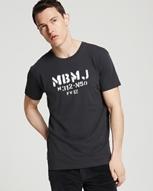 Inspired by a standard-issue military design, this MARC BY MARC JACOBS graphic tee gives you a cool, relaxed look. Inspired by a standard-issue military design, this MARC BY MARC JACOBS graphic tee gives you a cool, relaxed look.