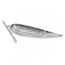 This modern design crafted using age-old techniques embodies Michael Aram's unique style - nature-inspired with an energy enhanced by the tension of line, form and meaning. This modern design crafted using age-old techniques embodies Michael Aram's unique style - nature-inspired with an energy enhanced by the tension of line, form and meaning.