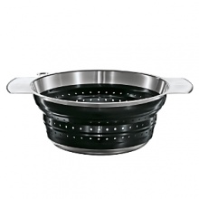 For rinsing vegetables, draining pasta and more, the stainless steel Rösle colander is a durable kitchen essential. For rinsing vegetables, draining pasta and more, the stainless steel Rösle colander is a durable kitchen essential.