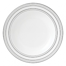 Sparkling platinum and mica accent this decidedly contemporary Vera Wang soup bowl, lending a look that's fresh and dimensional.