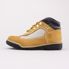D-ring lacing hardware and the contrast of the leather, fabric and rubber outsole make the hiking boot-style composition of this shoe a great match for jeans, khakis and shorts. D-ring lacing hardware and the contrast of the leather, fabric and rubber outsole make the hiking boot-style composition of this shoe a great match for jeans, khakis and shorts.