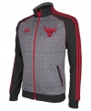 Pay tribute to the Chicago Bulls wearing their colors in this static jacket by adidas.