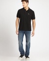 Comfortable yet tailored, this classic straight-leg jean is finished with the right amount of hand sanding and distressing for a well-worn look.Five-pocket styleInseam, about 32CottonMachine washMade in USA
