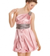 Featuring a wide, contrast-color sash and jewel-encrusted shoulder strap, this one-shoulder dress from Speechless is both youthful and elegant!