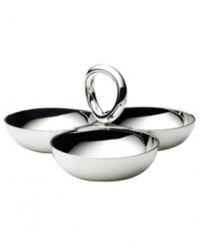 Smooth silver plate renders extra brilliant with the clean, fluid lines of Vertigo giftware. Ideal for dips, berries or party snacks, this large 3-section server features a twisted ring for improved functionality and contemporary flair. Smooth silver plate renders extra brilliant with the clean, fluid lines of Vertigo giftware. Ideal for dips, berries or party snacks, this large 3-section server features a twisted ring for improved functionality and contemporary flair.