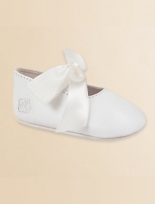 A soft satin bow ties a pretty leather style for a beautiful baby. Leather lined Padded insole Nubuck suede outsole with Ralph Lauren embroidery Imported A soft satin bow ties a pretty leather style for a beautiful baby. Leather lined Padded insole Nubuck suede outsole with Ralph Lauren embroidery Imported