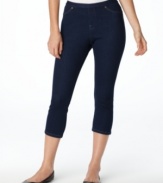 Jeggings get an update for warm-weather style. HUE City Jeans leggings in capri-length.