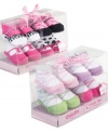 Fabulous feet! Her toes will be twinkling in a pair of darling socks from this Cutie Pie Baby 4 pack.