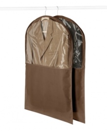 Keep clothes alive! Storing and protecting garments is quick and simple with this set of vinyl zip bags that keep out dust, odors, moths and more. Organize your suits, sweaters, blouses and other short garments so they always look as good as new! Keep clothes alive! Storing and protecting garments is quick and simple with this set of vinyl zip bags that keep out dust, odors, moths and more. Organize your suits, sweaters, blouses and other short garments so they always look as good as new!