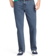 A classic fit and a flat front style give these Izod jeans their timeless appeal.