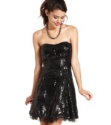 Knock 'em dead in this strapless number from Speechless that boasts a slick glaze of sequins and a super hot lace-up back!