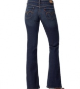 A chic bootcut shape paired with classic Levi's styling on these 518 Bootcut jeans makes for a sure thing!