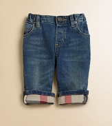 Soft, faded denim in a perfectly detailed miniature version of grown-up jeans, with Burberry checks lining the cuffs.Back elastic waistband with belt loopsZip fly with button closeFront scoop pockets and coin pocket with rivetsBack patch pockets98% cotton/2% elastaneMachine washImported