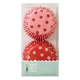 Playful polka dots pop across these sweet, chic red-and-pink cupcake cases from Meri Meri. Perfect for birthdays, Valentine's Day and other occasions.