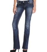 In a medium marbled wash, these Silver bootcut jeans are perfect for cute & casual everyday style!