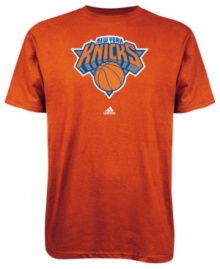 Sport your favorite team's winning spirit in this New York Knicks NBA t-shirt from adidas.