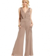 Jessica Simpson turns-up the style dial on a jumpsuit that boasts super-chic components: from the surplice neckline to the surprising cargo pockets!