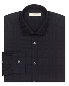 Patterned with Burberry's tonal check pattern, this handsome and dignified shirt helps make a strong impression. Patterned with Burberry's tonal check pattern, this handsome and dignified shirt helps make a strong impression.