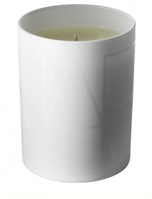This uniquely aromatic scent was formulated to enhance the mood and invoke the senses. It is a complex blend of tuberose and white gardenia blossoms, heightened by floral touches of violette, jasmine and heliotrope. Sweet balsamic undertones of styrax and resin help compliment and balance vibrant citrus, bergamot and grapefruit notes along with luscious leafy greens. Rich essential oils in a paraffin-free wax base Encased in matte glass with logo Burn time: approx. 70 hours This uniquely aromatic scent was formulated to enhance the mood and invoke the senses. It is a complex blend of tuberose and white gardenia blossoms, heightened by floral touches of violette, jasmine and heliotrope. Sweet balsamic undertones of styrax and resin help compliment and balance vibrant citrus, bergamot and grapefruit notes along with luscious leafy greens. Rich essential oils in a paraffin-free wax base Encased in matte glass with logo Burn time: approx. 70 hours