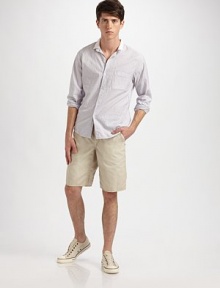 Superior comfort with a worn-in look and feel in beaten cotton canvas. Subtle grinding along the edges lends a hint of character. Drawstring waist Side slash, back welt pockets Inseam, about 12 Cotton Machine wash Made in USA 