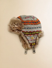 This essential trapper hat is crafted in a bold Fair Isle pattern and trimmed with plush faux fur for extra-cozy warmth.Faux fur trimDouble snap-close chin strapFully lined85% cotton/15% merino woolHand washImported