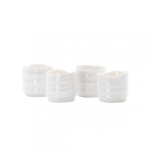 Smooth to the touch, bewitching to the eye. Here is timeless style to have and to hold.