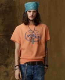 A rugged fleece raglan is given downtown edge with worn-in construction and exposed seams for an effortless vintage-inspired look. A rugged fleece raglan is given downtown edge with worn-in construction and exposed seams for an effortless vintage-inspired look.
