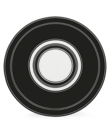 Bold black and white stripes create a crisp, graphic pattern that lends your tabletop a touch of modern sophistication. Bold black and white stripes create a crisp, graphic pattern that lends your tabletop a touch of modern sophistication.