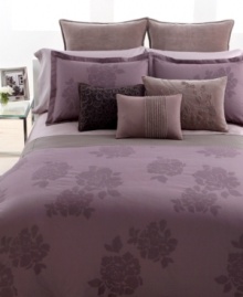 Finish the look of your Bouquet bed with the coordinating bedskirt from Vera Wang, featuring a distinctive matelasse stripe. Finish the look of your Bouquet bed with the coordinating bedskirt from Vera Wang, featuring a distinctive matelasse stripe.