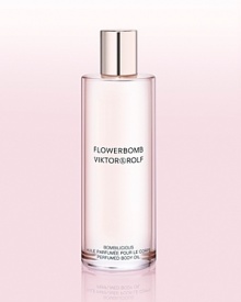 FLOWERBOMB is a floral explosion, a profusion of flowers that has the power to make everything seem more positive. Magically evocative notes will immediately awaken your deepest senses, giving you the impression of living life in your own secret garden away from reality. FLOWERBOMB is a floral explosion, a profusion of flowers that has the power to make everything seem more positive. Magically evocative notes will immediately awaken your deepest senses, giving you the impression of living life in your own secret garden away from reality.