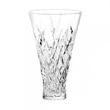 Featuring an updated version of the popular Duchesse pattern. Produced in full lead crystal and designed by Vera Wang.
