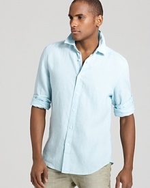 When you reach into your closet and grab this relaxed linen shirt from Elie Tahari, you'll look cool and comfortable all day long.