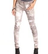 Levi's does the bold denim trend justice with a pair of five-pocket skinny jeans that boasts the coolest tie-dye print!