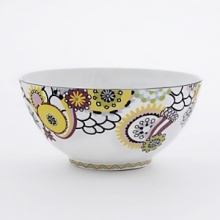 From the fashion house of Missoni, Margherita bone china is decorated with multicolor kaleidoscopic flowers. From the fashion house of Missoni, Margherita bone china is decorated with multicolor kaleidoscopic flowers.