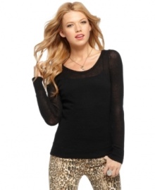 Get cozy in this sweater from Guess? that comes in four fab color variations: black, beige and two striped patterns! Get cozy in this sweater from Guess? that comes in four fab color variations: black, beige and two striped patterns!