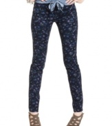 Rock rad florals this school year with these printed, five-pocket skinny jeans from Tinseltown!