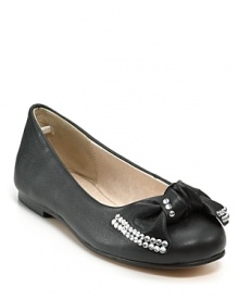 The perfect shoe for dressier days and nights, these luxe Steve Madden flats sparkle with a rhinestone studded bow at the toe. The perfect shoe for dressier days and nights, these luxe Steve Madden flats sparkle with a rhinestone studded bow at the toe.