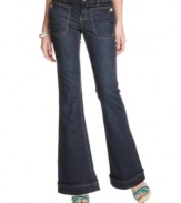 Tommy Girl does flared denim justice with this dark wash pair designed with cool front pockets!