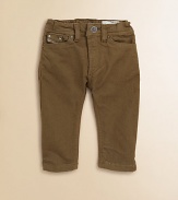Camel-colored natural tone makes this classic five-pocket denim style perfect for everyday wear. Elastic waist with belt loops Front zip closure Five-pocket style Logo detail at back patch pocket 98% cotton/2% spandex Machine wash Imported