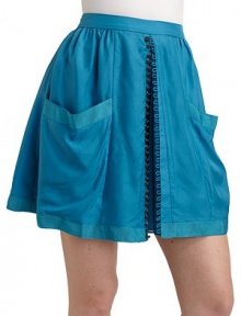 THE LOOKBanded waist with gathered details Front vent with button and eye closureFront patch pockets with ribbon detailRibbon-trimmed hemSide zip closureTHE FITAbout 18 longTHE MATERIALSilkFully linedCARE & ORIGINDry clean ImportedModel shown is 5'9½ (176cm) wearing US size 4. 
