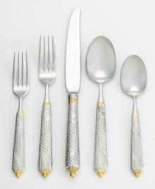 Intricate details and lustrous gold accents lend extraordinary grandeur to your table. Byzantine Gold place settings from Yamazaki feature richly embossed hollow handles, the perfect complement for an elaborate feast. Intricate details and lustrous gold accents lend extraordinary grandeur to your table. Byzantine Gold place settings from Yamazaki feature richly embossed hollow handles, the perfect complement for an elaborate feast.