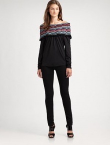 Featuring a flat front, sleek pants with a hint of stretch for a flawless fit.Side zipperWaist dartsInseam, about 3380% viscose/15% nylon/5% elastaneDry cleanImported Model shown is 5'10½ (179cm) wearing US size 4. 
