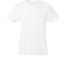 Elevate your wardrobe basics with this luxe tee from Save Khaki - Crew neck, short sleeves, slim fit - Style with straight leg jeans, a cardigan, and retro-inspired trainers