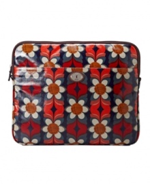 With this stylish option, Fossil gives your 15 laptop a protective case as loaded with creative ideas as you are!